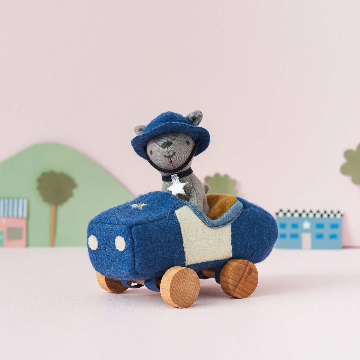 Olli Ella-Holdie-Dog-Go-Officer-8