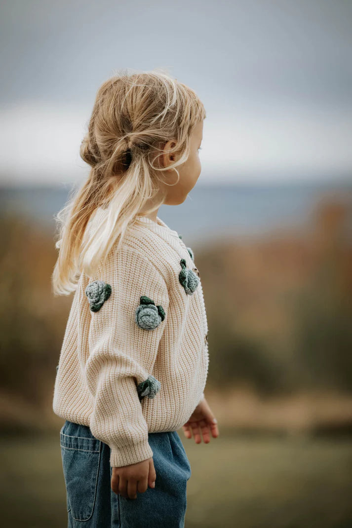 COOL_FLOWER_CARDIGAN-CARDIGAN-F1822-SANDSHELL-2_57bb9983-cee5-499f-a5d1-a821f0aef308