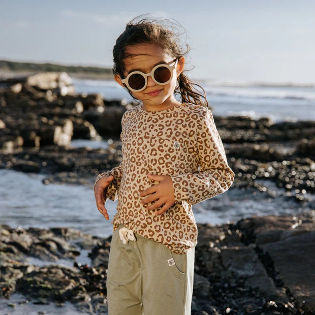 Leopard_Brown_UV_Longsleeve_-_Cloby
