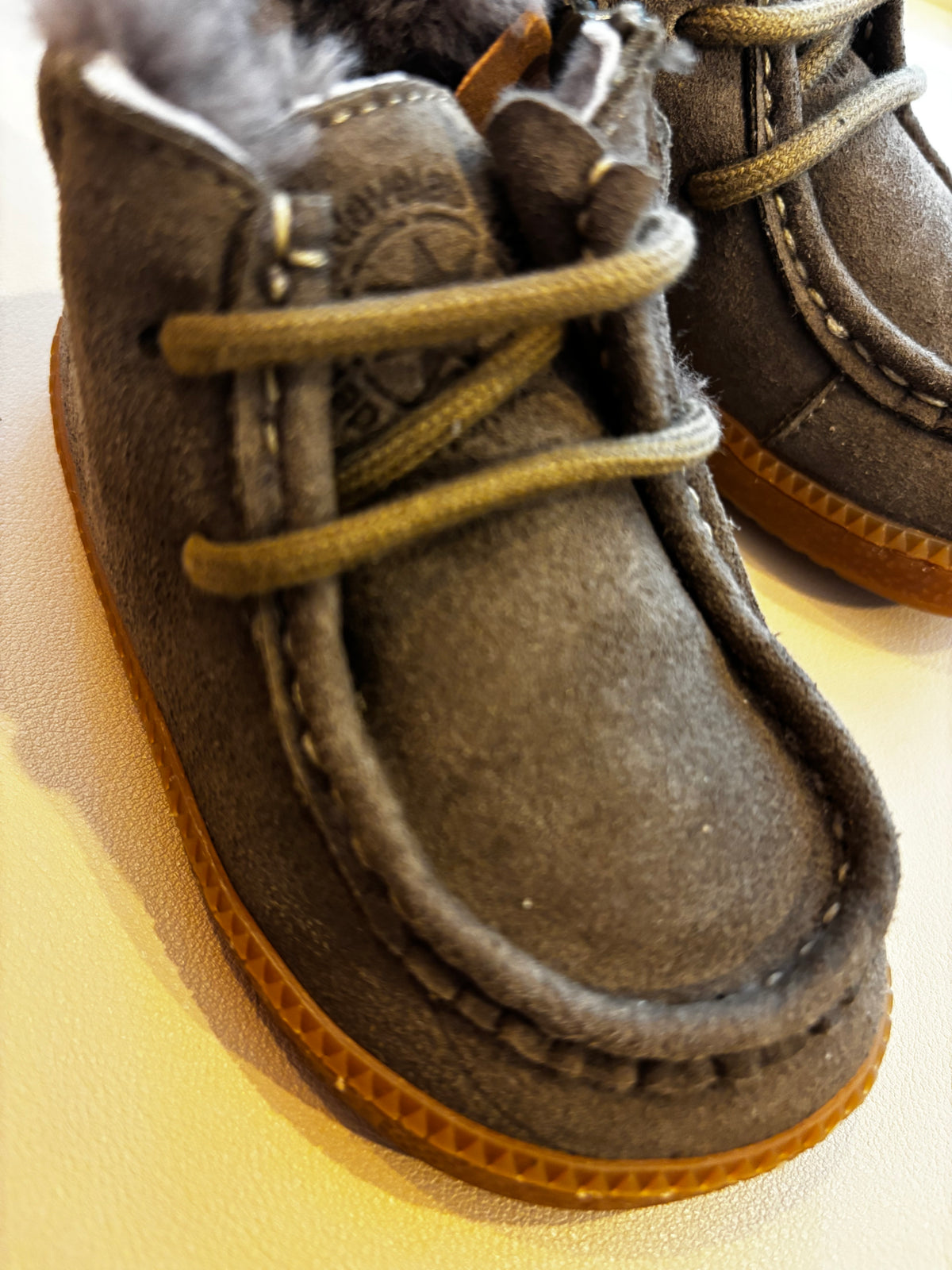 Develab Barfußschuhe Magne mit Lammfell