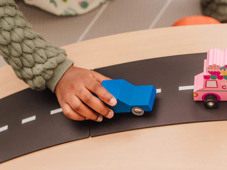 waytoplay-back-and-forth-car_blue-5wobbelgirlcarplay_460x