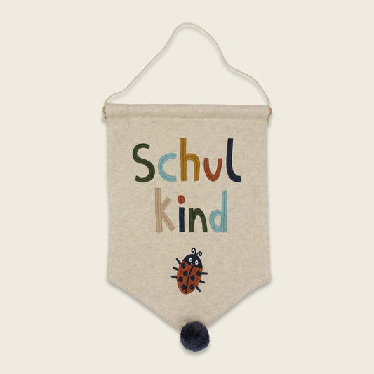 7244_WallHanging_Schulkind_Marienkaefer_1000x1000