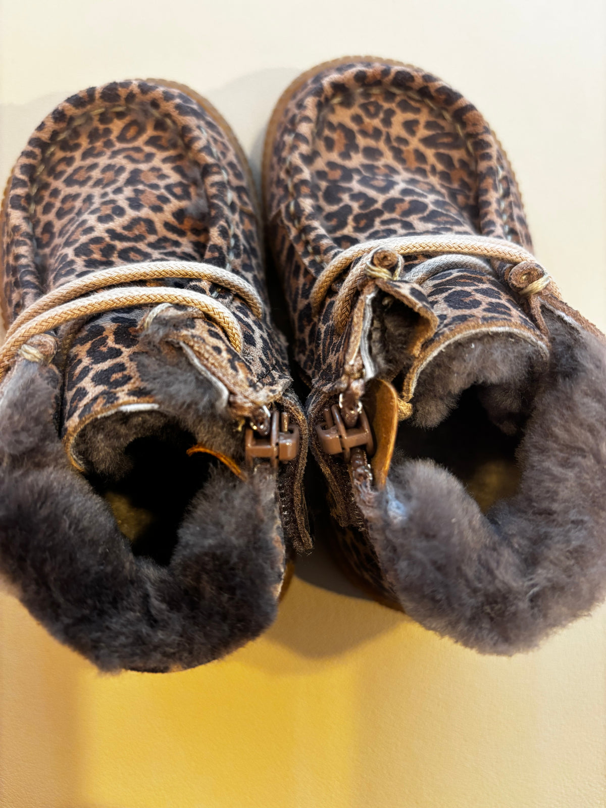 Develab Barfußschuhe Magne mit Lammfell