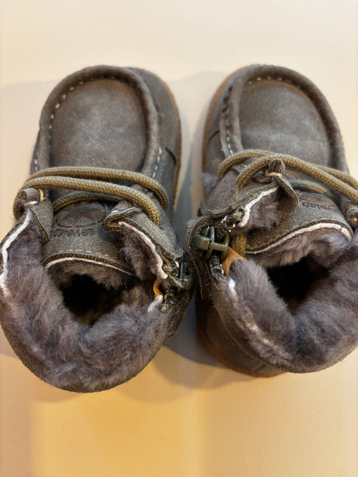 Develab Barfußschuhe Magne mit Lammfell