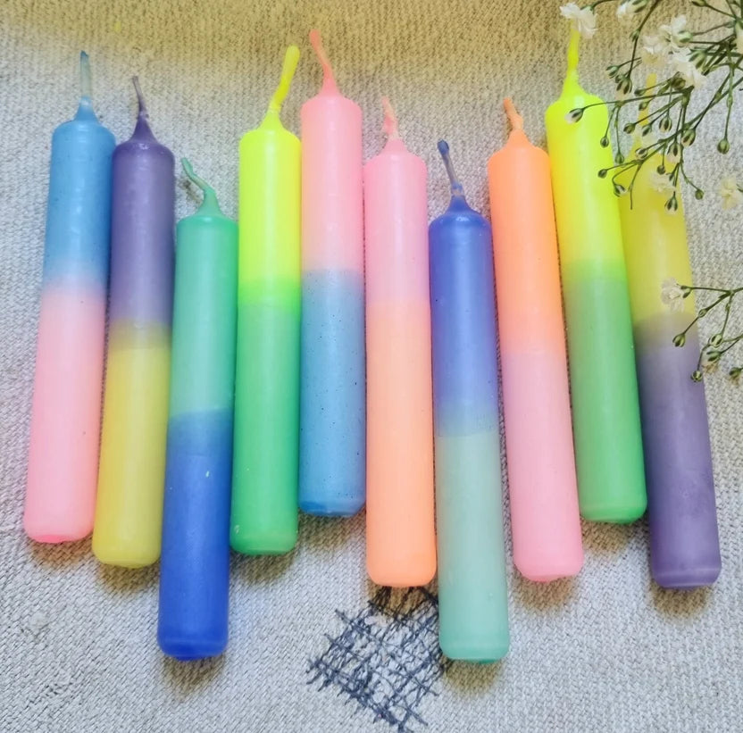 Glowybox GLOWYBOX Geburtstagskerzen für Kerzenring neon dip Dye Kerzen regenbogen pastell
